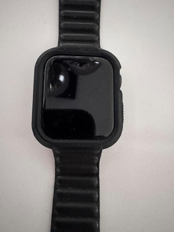 Apple Watch 6 series GPS 44mm ONBESCHADIGD, Sieraden, Tassen en Uiterlijk, Smartwatches, Zo goed als nieuw, iOS, Zwart, Afstand