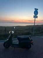 Capri geel kenteken 4 takt groen 2018, Fietsen en Brommers, Scooters | Overige merken, Ophalen, Maximaal 45 km/u, Zo goed als nieuw