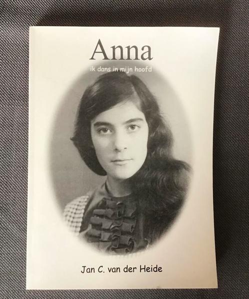 Anna ik dans in mijn hoofd - J.C. van der Heide, Boeken, Literatuur, Zo goed als nieuw, Nederland, Ophalen of Verzenden