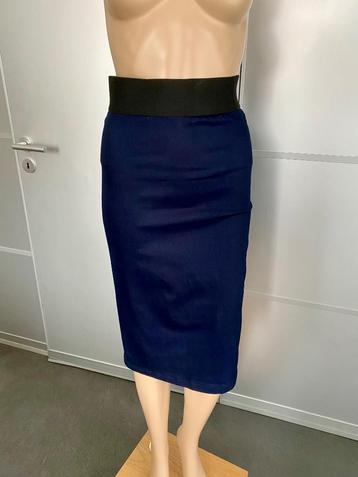 G626 Nieuw: Vanilia mt. 34=XS stretch jeans kokerrok rok beschikbaar voor biedingen