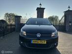 Volkswagen Touran 1.4 TSI CUP Edition DSG 140pk! Trekhaak, Auto's, Volkswagen, Gebruikt, Zwart, 4 cilinders, Zwart