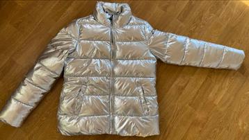 Zilveren Puffer Jas - Maat 38. Nooit gedragen beschikbaar voor biedingen