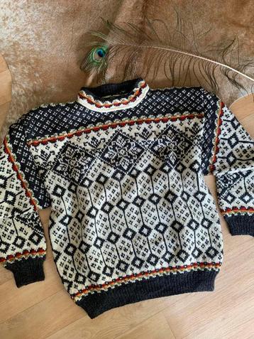 Norlender wollen trui L bohemian wool jumper beschikbaar voor biedingen