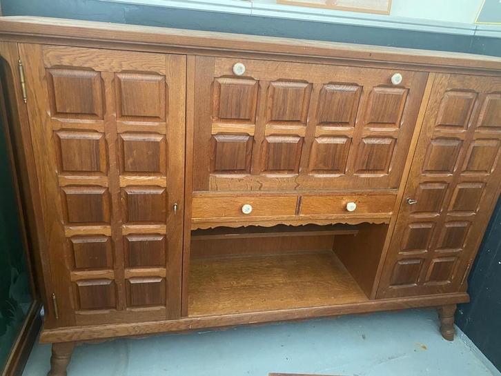 Massief Eiken Houten Dressoir/Buffetkast heel zwaar vintage, Huis en Inrichting, Kasten | Buffetkasten, Gebruikt, 100 tot 150 cm