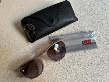 NEW - RayBan Glasses - powdery pink/mocha beschikbaar voor biedingen