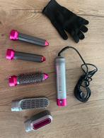 Föhn met allerlei accesoires, Ophalen of Verzenden, Zo goed als nieuw, Föhn of Haardroger