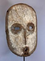 250890 Oud Afrikaans Lega masker uit Congo., Antiek en Kunst, Ophalen of Verzenden