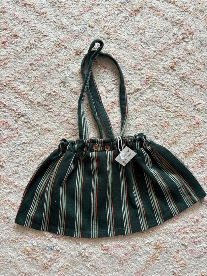 NIEUW groene rok met bretels - maat 104, Kinderen en Baby's, Kinderkleding | Maat 104, Nieuw, Meisje, Jurk of Rok, Ophalen of Verzenden