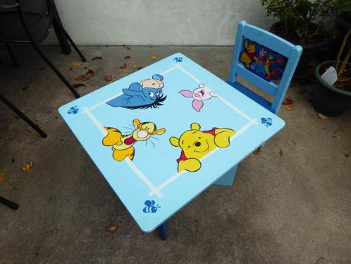Kindertafel en -stoeltje, Winnie the Pooh, gebruikt, Kinderen en Baby's, Kinderkamer | Tafels en Stoelen, Gebruikt, Tafel(s) en Stoel(en)