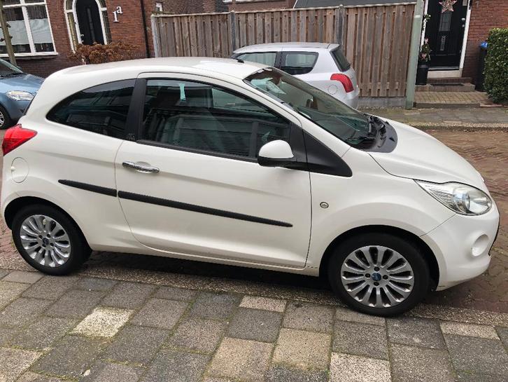 Ford Ka 1.2  Titamium X start/stop 69pk 2011 Wit, Auto's, Ford, Particulier, Ka, Benzine, Euro 5, B, Hatchback, Handgeschakeld