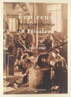 Hemmen, Ria van - Een eeuw beroepsonderwijs in Friesland 186