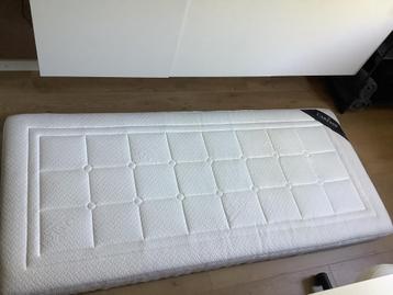 Caresse topper topdekmatras 90 x 200 beschikbaar voor biedingen