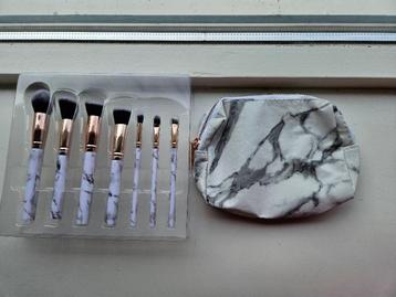 Nieuwe Zoë Ayla 7 delig kwastenset incl etui beschikbaar voor biedingen