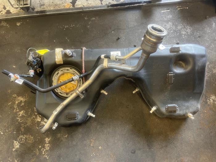 Tank van een Alfa Romeo Giulia, Auto-onderdelen, Brandstofsystemen, Alfa Romeo, Gebruikt, 3 maanden garantie, Verzenden