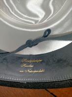 Mooie degelijke hoed
Dressuur hoed?  !!! MOET WEG!!!, Kleding | Dames, Hoeden en Petten, 55 cm (S, 6⅞ inch) of minder, Ophalen of Verzenden