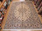 Vintage handgeknoopt perzisch tapijt kashan 351x248, Crème, Gebruikt, Perzisch, 200 cm of meer