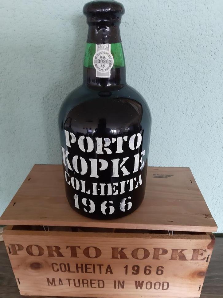 Magnum Colheita Port 1966 in originele kist, Verzamelen, Wijnen, Zo goed als nieuw, Port, Overige gebieden, Vol, Ophalen
