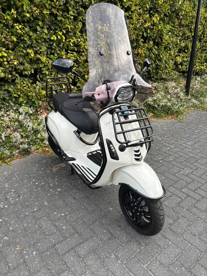 Vespa Piaggio Sprint E5 Snorscooter echt als nieuw!, Fietsen en Brommers, Scooters | Vespa, Zo goed als nieuw, Overige modellen