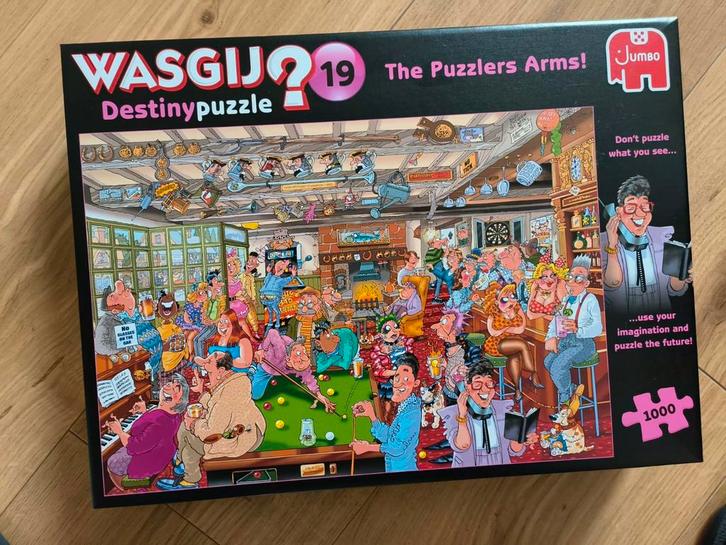 Wasgij Destiny 19 - Cafe de Puzzelaars - 1000 stukjes, Hobby en Vrije tijd, Denksport en Puzzels, Zo goed als nieuw, Legpuzzel