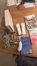 Wii , Nintendo wii met 3 spel, Spelcomputers en Games, Spelcomputers | Nintendo Wii, Ophalen of Verzenden, Zo goed als nieuw, Met 1 controller