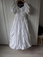 VintageTrouwjapon, Ophalen, Gedragen, Trouwjurk