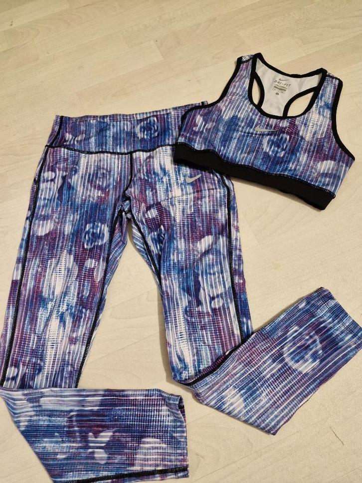 NIKE Dri-fit Legging & Sport top- Maat S, Kleding | Dames, Sportkleding, Gedragen, Fitness of Aerobics, Maat 36 (S), Paars, Ophalen of Verzenden