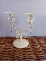 Brocante crème-witte kandelaar voor 2 kaarsen, Gebruikt, Ophalen of Verzenden, Crème, Metaal