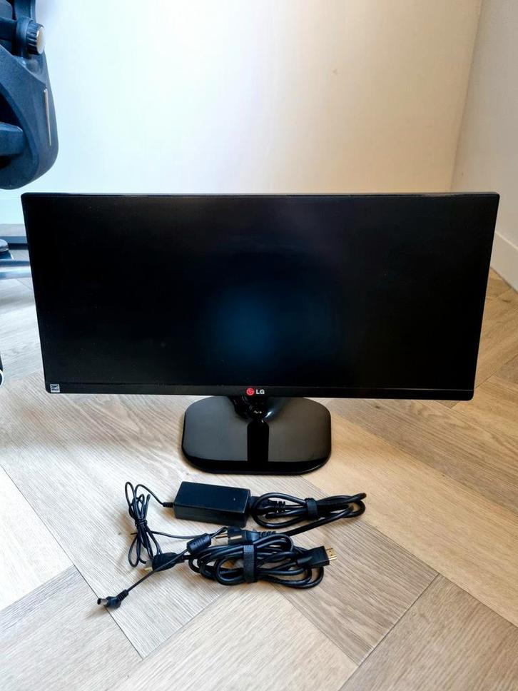 LG 25” UltraWide IPS Monitor, Computers en Software, Monitoren, Zo goed als nieuw, 61 t/m 100 Hz, Ultrawide, IPS, Ophalen of Verzenden