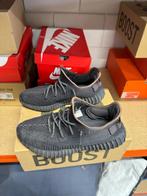 Adidas Yeezy Boost 350 V2 Black (FU9006) | Maat 44 | 7/10 st, Zwart, Ophalen of Verzenden, Sneakers of Gympen, Adidas