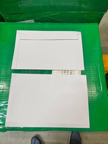 Partij enveloppen 24.5 x 16 cm (extra stevig) 12000 stuks beschikbaar voor biedingen