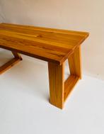 Scandi pine bijzettafel / planten-tafeltje, Huis en Inrichting, Tafels | Bijzettafels, Minder dan 45 cm, Minder dan 55 cm, Gebruikt