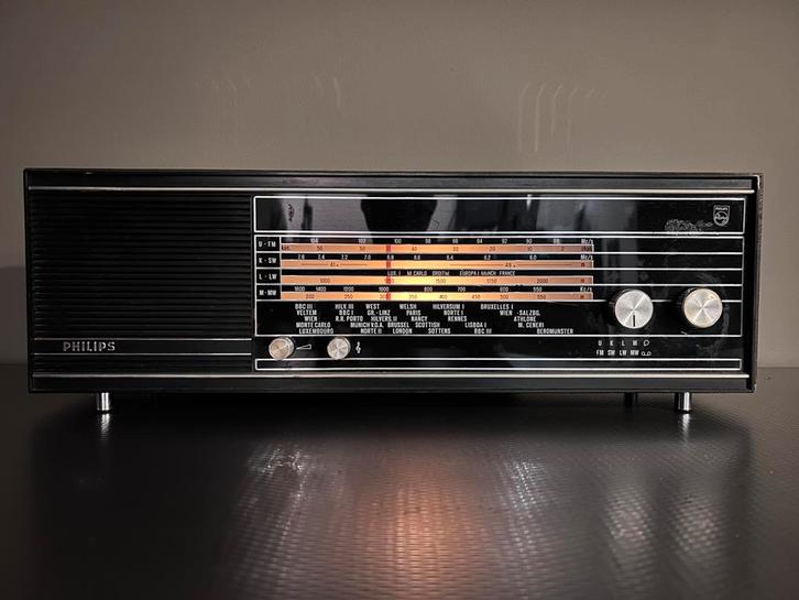 Philips Radio 22RB382 /00P /00Z - Vintage Klassieker, Audio, Tv en Foto, Radio's, Gebruikt, Radio, Ophalen of Verzenden