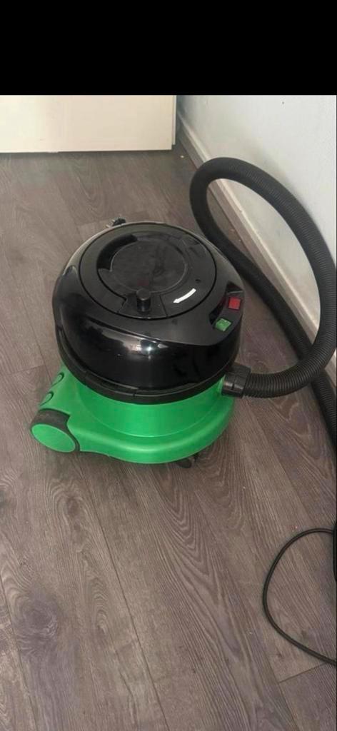 Henry Numatic Stofzuiger PPR240-11, Witgoed en Apparatuur, Stofzuigers, Gebruikt, Stofzuiger, Minder dan 1200 watt, Reservoir