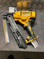 Dewalt accutacket DCN650 da brads 34gr schuin 32-64 mm, Gebruikt, Dewalt, Ophalen of Verzenden, Dewalt