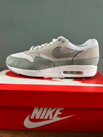 Nike Air Max 1 SC “Mica Green” EU 45 / US 11, Kleding | Heren, Schoenen, Nieuw, Ophalen of Verzenden, Sneakers of Gympen, Nike