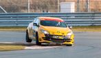 Renault Mégane RS CUP Trackday auto met kenteken, Auto's, Voorwielaandrijving, 1998 cc, 75 €/maand, Handgeschakeld