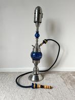 Zilver/Blauwe waterpijp met gouden details, 73x7cm. Shisha, Verzamelen, Rookartikelen, Aanstekers en Luciferdoosjes, Gebruikt