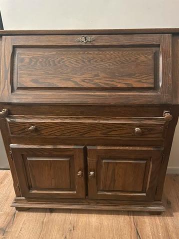 Vintage antiek secretaire beschikbaar voor biedingen