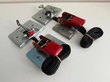 2 Bessey SVH400 span- en parketleghulpen beschikbaar voor biedingen