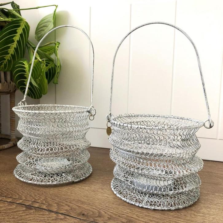 Riviera Maison  Set van 2 metalen windlichten wit, Huis en Inrichting, Woonaccessoires | Etagères, Zo goed als nieuw, Ophalen of Verzenden