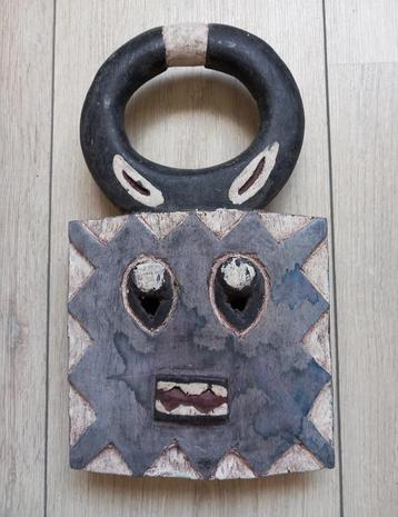 Afrikaans Goli masker van hout beschikbaar voor biedingen