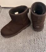 Dames UGG Classic mini laars leer bruin 38 laarzen, Kleding | Dames, Schoenen, Bruin, Verzenden, Lage of Enkellaarzen, Zo goed als nieuw