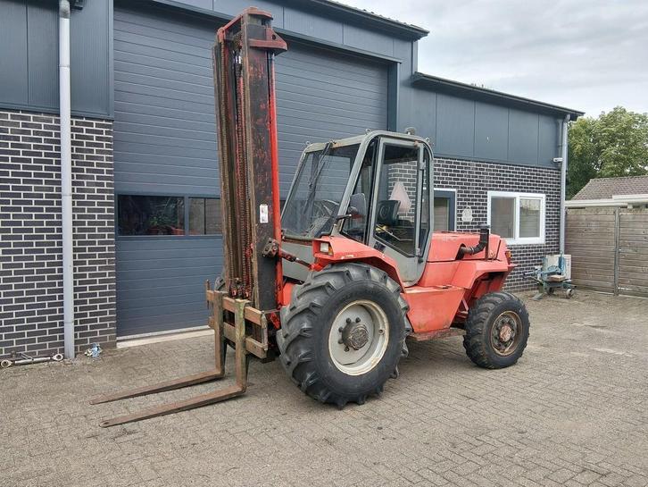 Manitou M 430 CP Ruwterrein Heftruck 4x4, Zakelijke goederen, Machines en Bouw | Heftrucks en Intern transport, Ruwterrein, Diesel