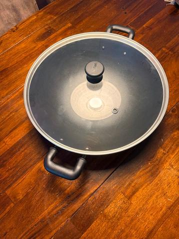 Wok 36cm met deksel - Zo goed als nieuw! beschikbaar voor biedingen