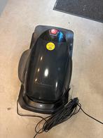 Robomow RC304U Robotmaaier, Ophalen of Verzenden, Gebruikt, 20 tot 25 cm, Met regensensor