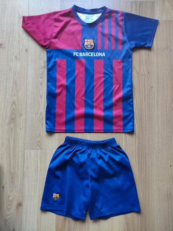 Voetbalset FC Barcelona maat 12, valt als 152 beschikbaar voor biedingen