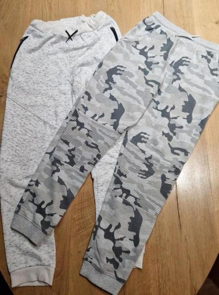 2 joggingbroeken jongen, maat 152, Kinderen en Baby's, Kinderkleding | Maat 152, Gebruikt, Jongen, Broek, Ophalen of Verzenden