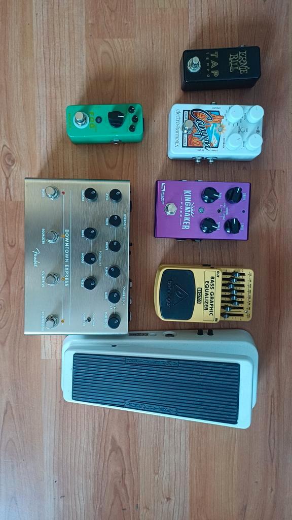 Diverse (Bas) gitaareffecten, Muziek en Instrumenten, Effecten, Zo goed als nieuw, Ophalen of Verzenden