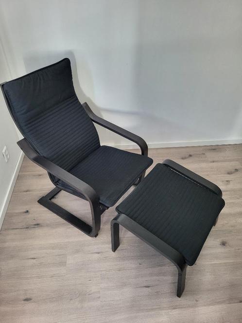 POÄNG FAUTEUIL van Ikea + VOETENBANK, zwart € 35 TOTAAL, Huis en Inrichting, Fauteuils, Zo goed als nieuw, Hout, Stof, 50 tot 75 cm