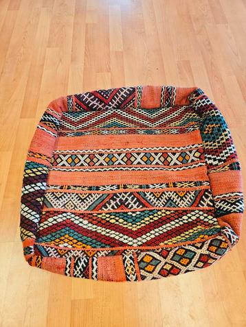 Handgeknoopte Berber Poef/Zitkussen. Prachtige kleuren 65x65 beschikbaar voor biedingen